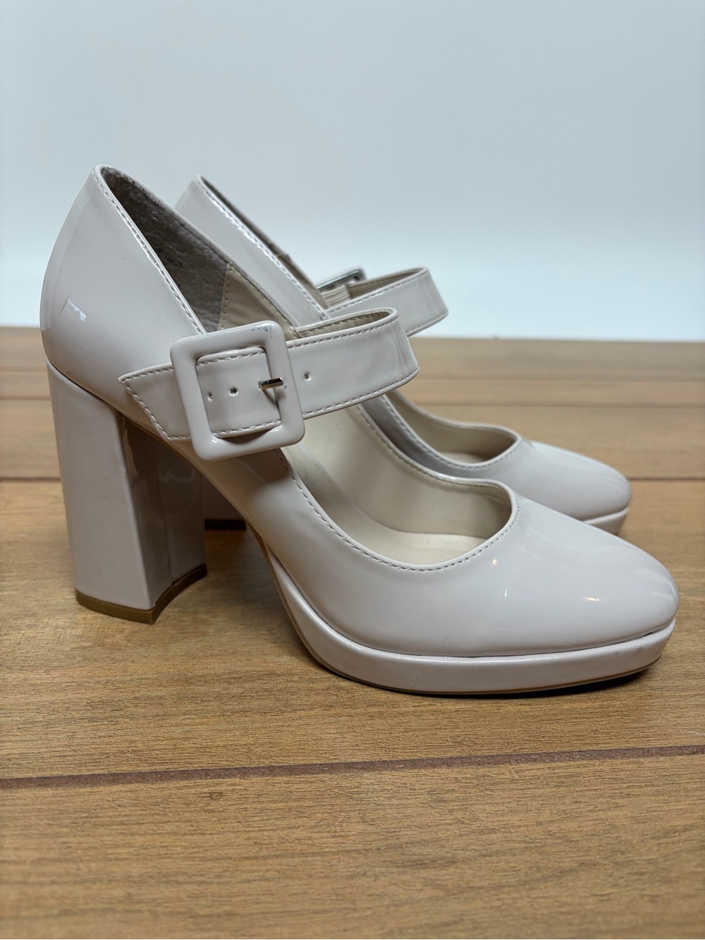Madden Girl Cream Patent Mary Jane Block Heel Pumps Size 8
